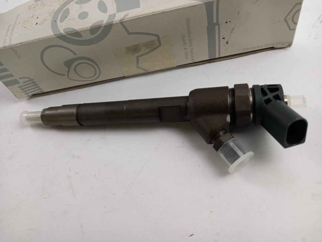Original OE MERCEDES-BENZ Injektor Düse A6510703187
