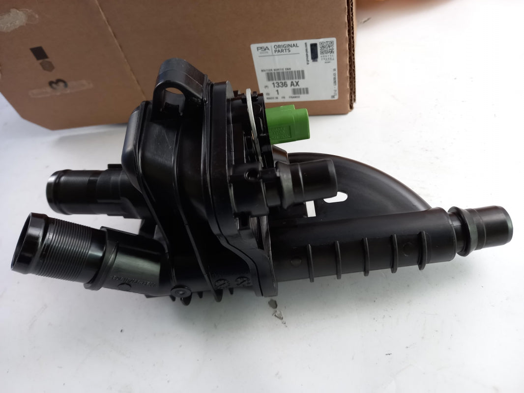 Original PEUGEOT A7 A94 208 CITROEN C4 C3 C5 Thermostatgehäuse 1336AX