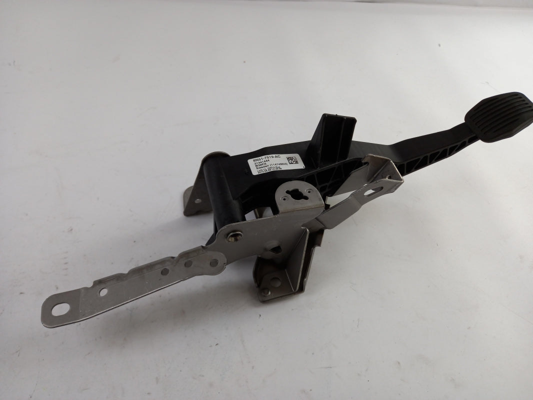 Original OE FORD Kupplungspedal 1749901