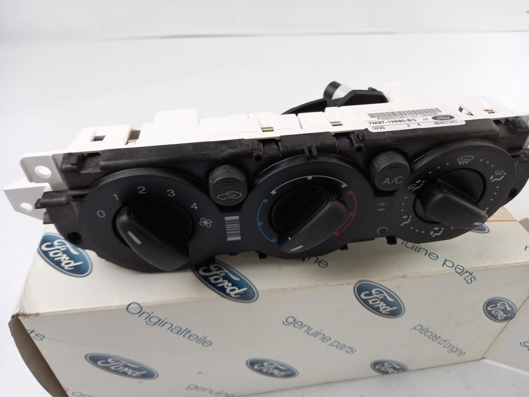 Original OE FORD Heizungsbetätigung 1678194