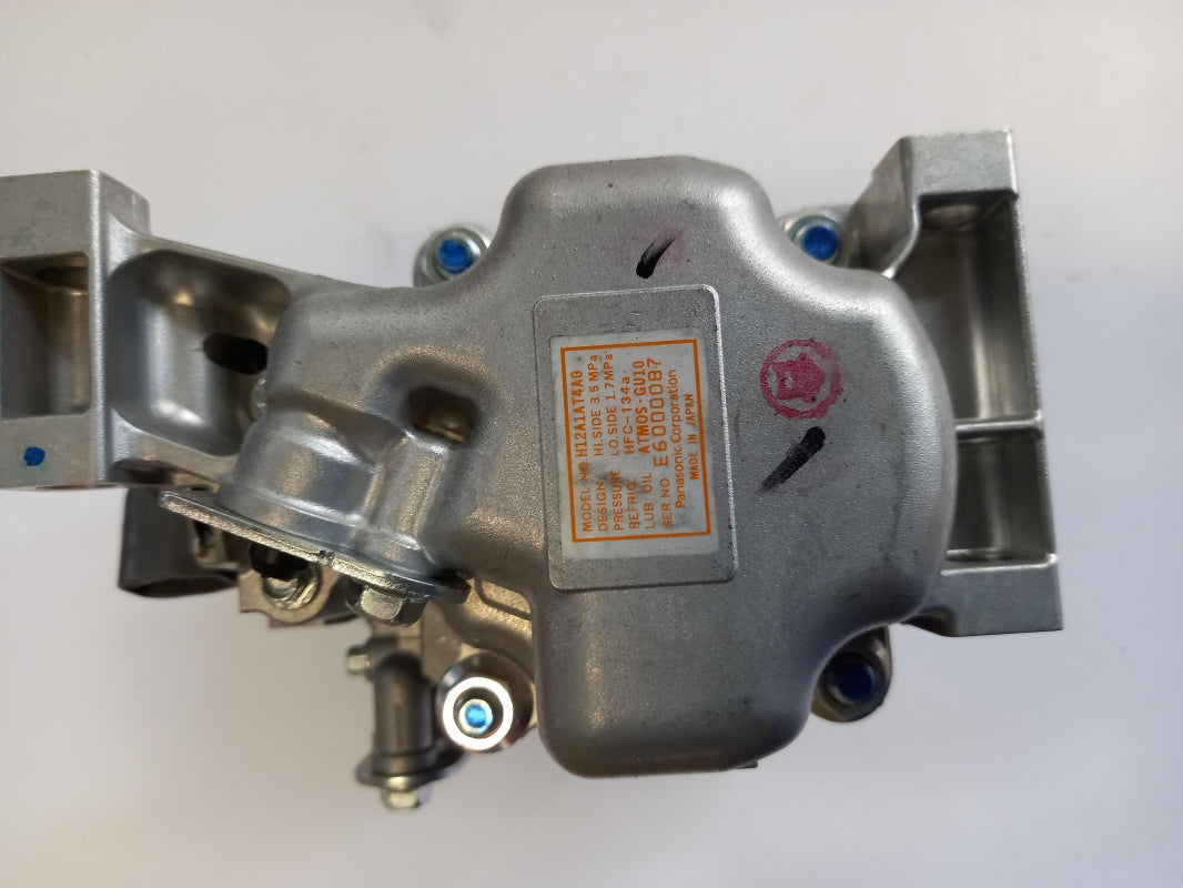 Original OE MAZDA Klimakompressor GJ6A61K00F