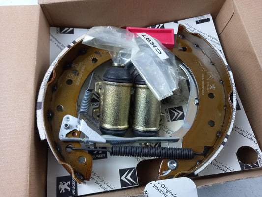 Original OE Peugeot Bremsbackensatz 424234