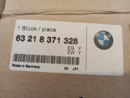 Original OE BMW Heckleuchte 63218371328