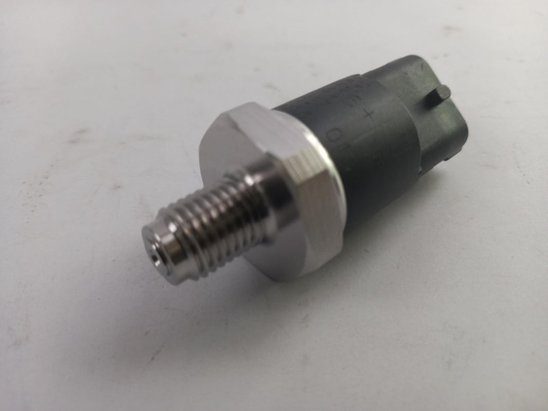 Original OE RENAULT Kraftstoffdruck Sensor 7701474554