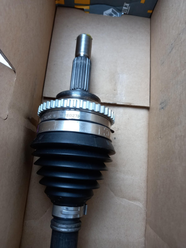 Original OE RENAULT Antriebswelle 8200236092