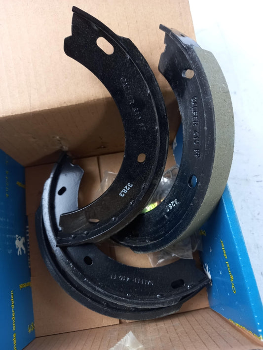 Original OE Peugeot Feststellbremse Bremsbackensatz 4241J3