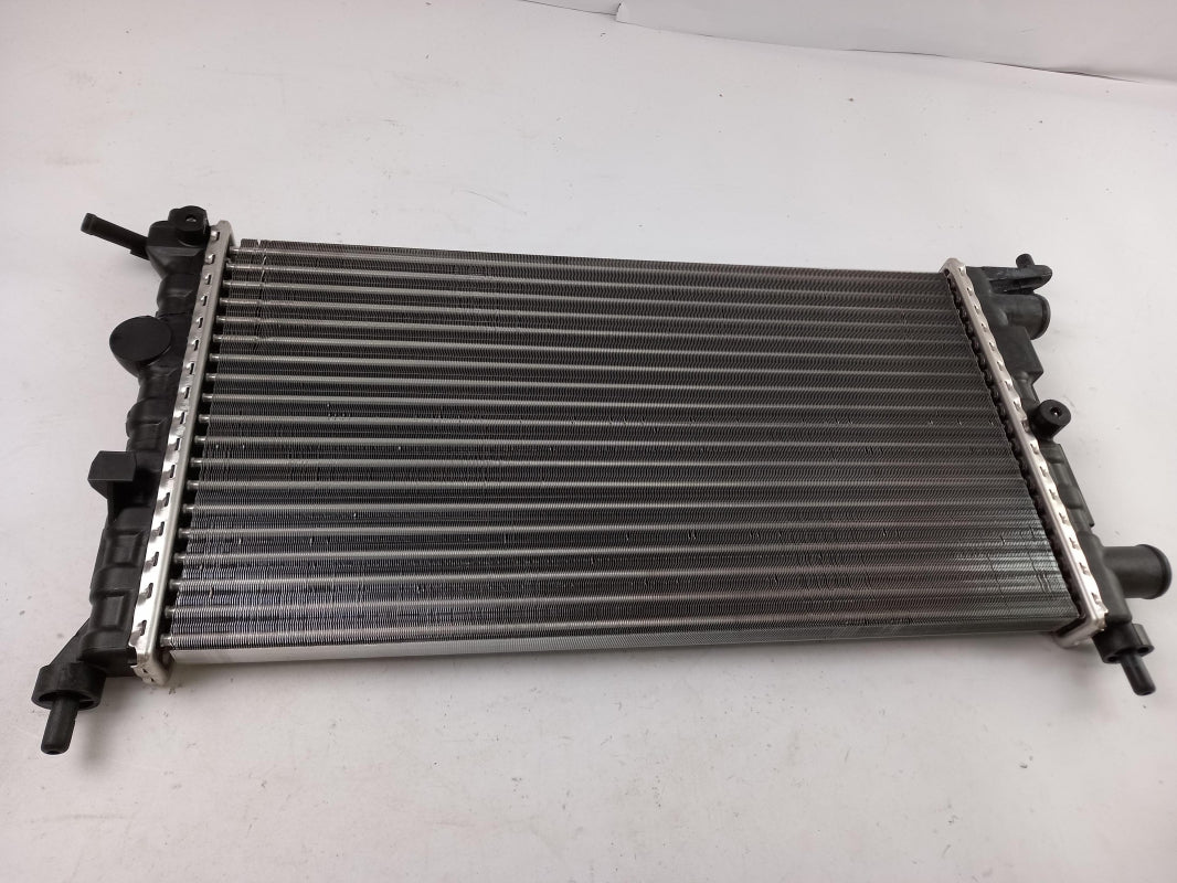 Original OPEL Corsa-B Tigra-A Wasserkühler 90531547