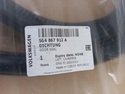 Original OE Volkswagen Türdichtung 5G4867912A