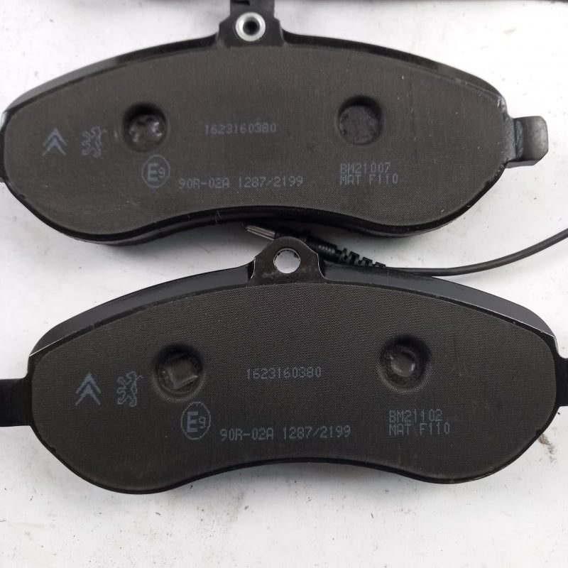 Original TOYOTA ProAce 2006-2013 Bremsbeläge Bremsklötze vorne SU001A7393