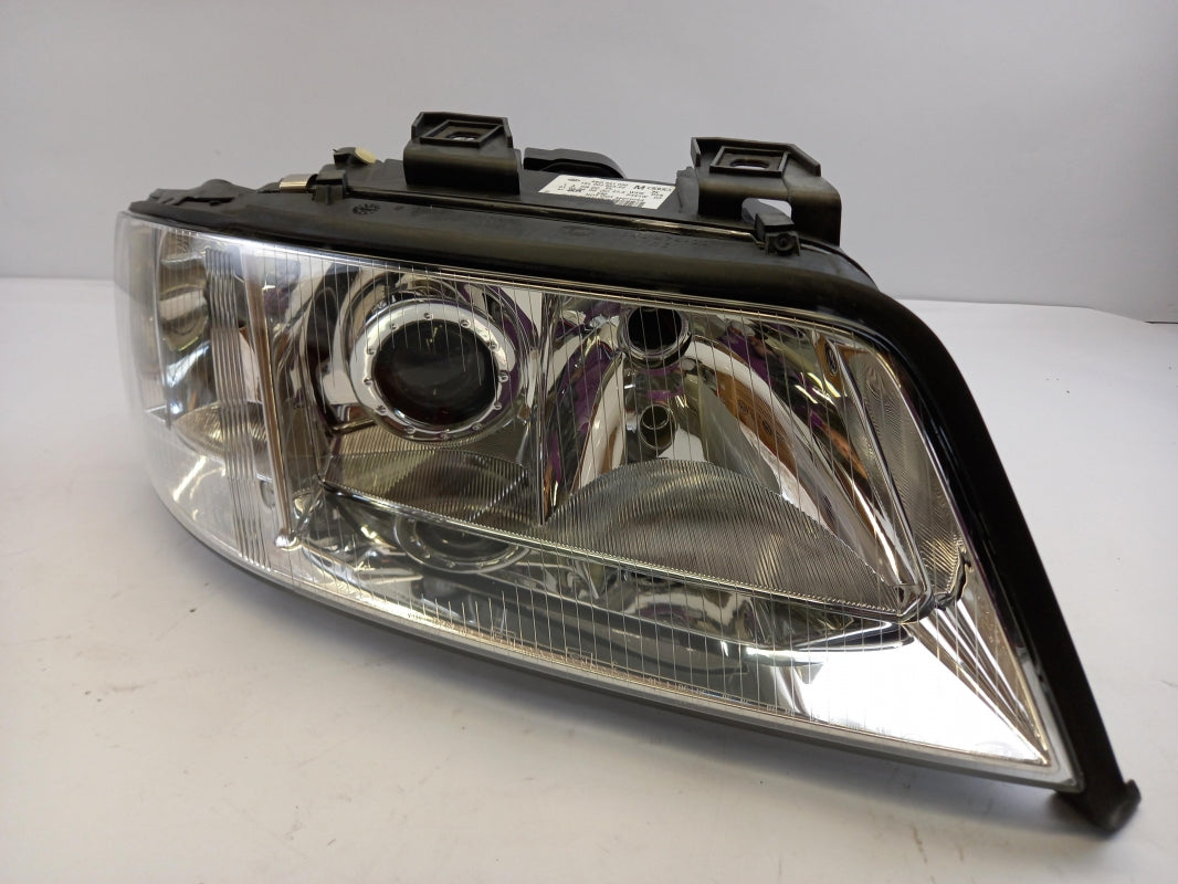Original OE Volkswagen Scheinwerfer 4B0941030M
