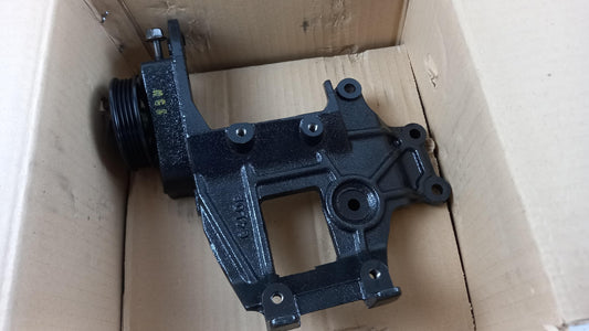 Original KIA Sorento 02-06 Kompressor Halter 977023E200