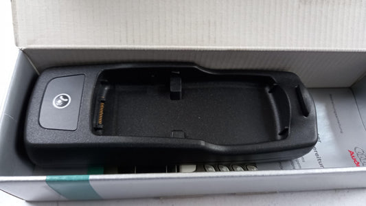 Original AUDI Handyadapter Handyvorbereitung für Nokia 6230/6230i 8P0051435GC