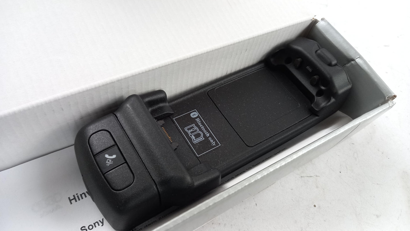 Original OE Volkswagen mobile phone holder 8P0051435GM 