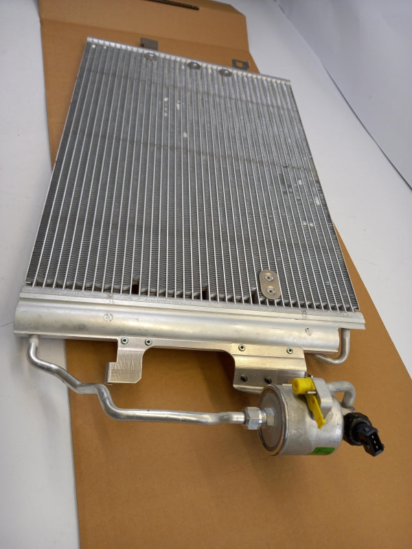 Original OE MERCEDES-BENZ Klimakondensator A1685000454