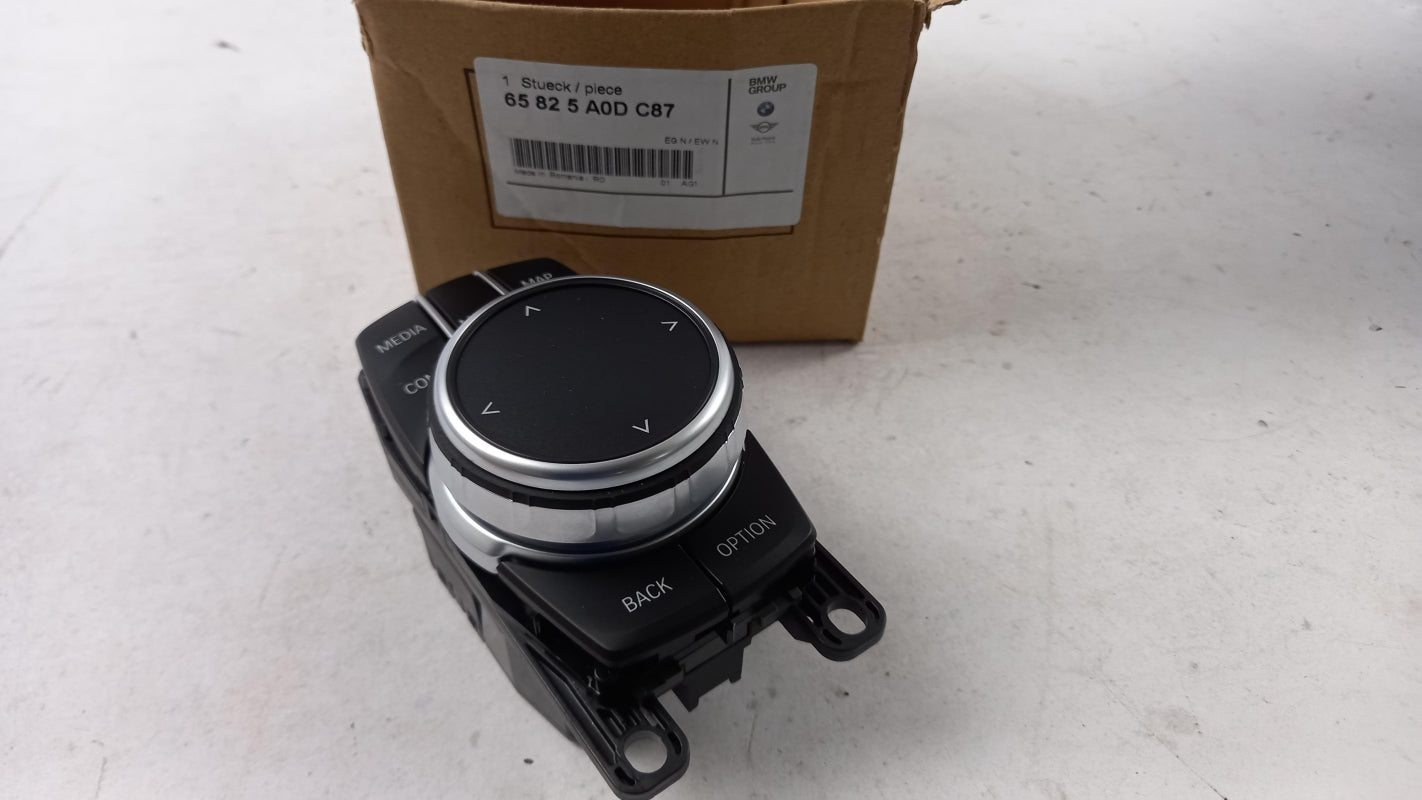 Original BMW 5' G30 G31 switch unit controller multimedia 65825A0DC87 