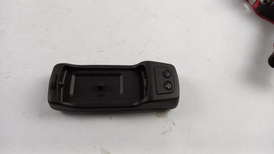 Original AUDI Handyadapter für Sony Ericsson K750i W700i W800i W810i 8P0051435EN