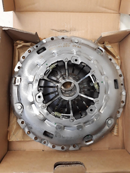 Original AUDI Q3 VW Tiguan Sharan SKODA Yeti 1.4 TSI Kupplungssatz 06F141015