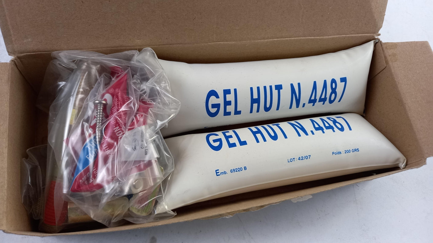 Original OE Volkswagen mounting kit 4D4698323 