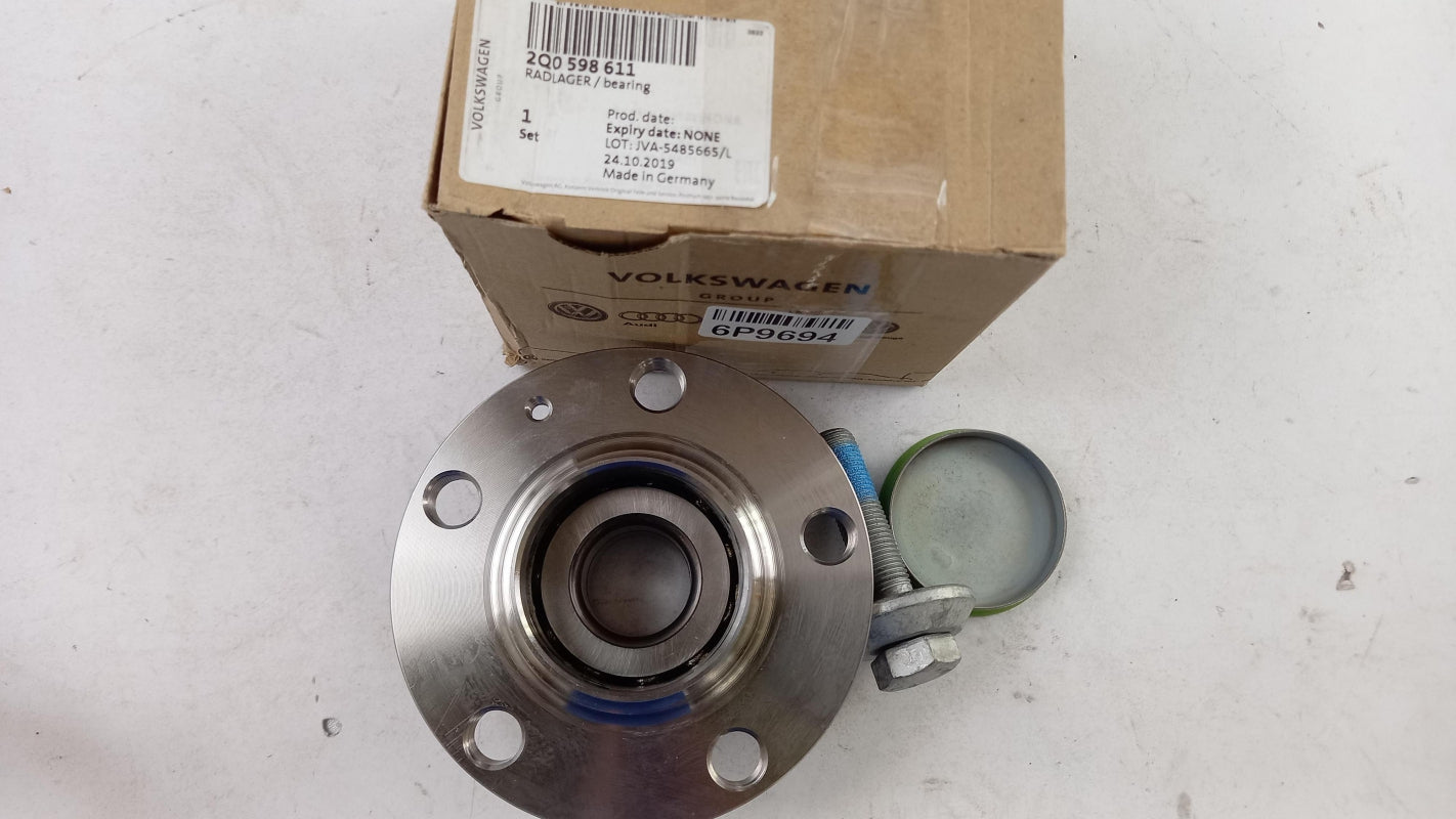 Original VOLKSWAGEN Polo VI (AW/BZ) AUDI A1 II (GB) Radnabe Hinten 2Q0598611