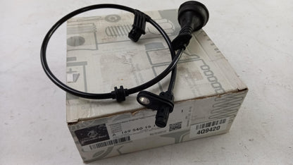 Original MERCEDES-BENZ W169 W245 ABS Raddrehzahl Sensor Hinten A1695401517