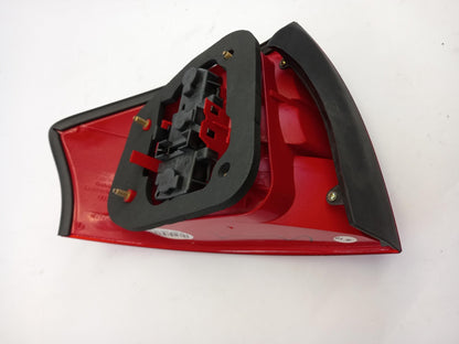 Original AUDI A6 2002-2005 Heckleuchte Rückleuchte Rechts 4B5945096B