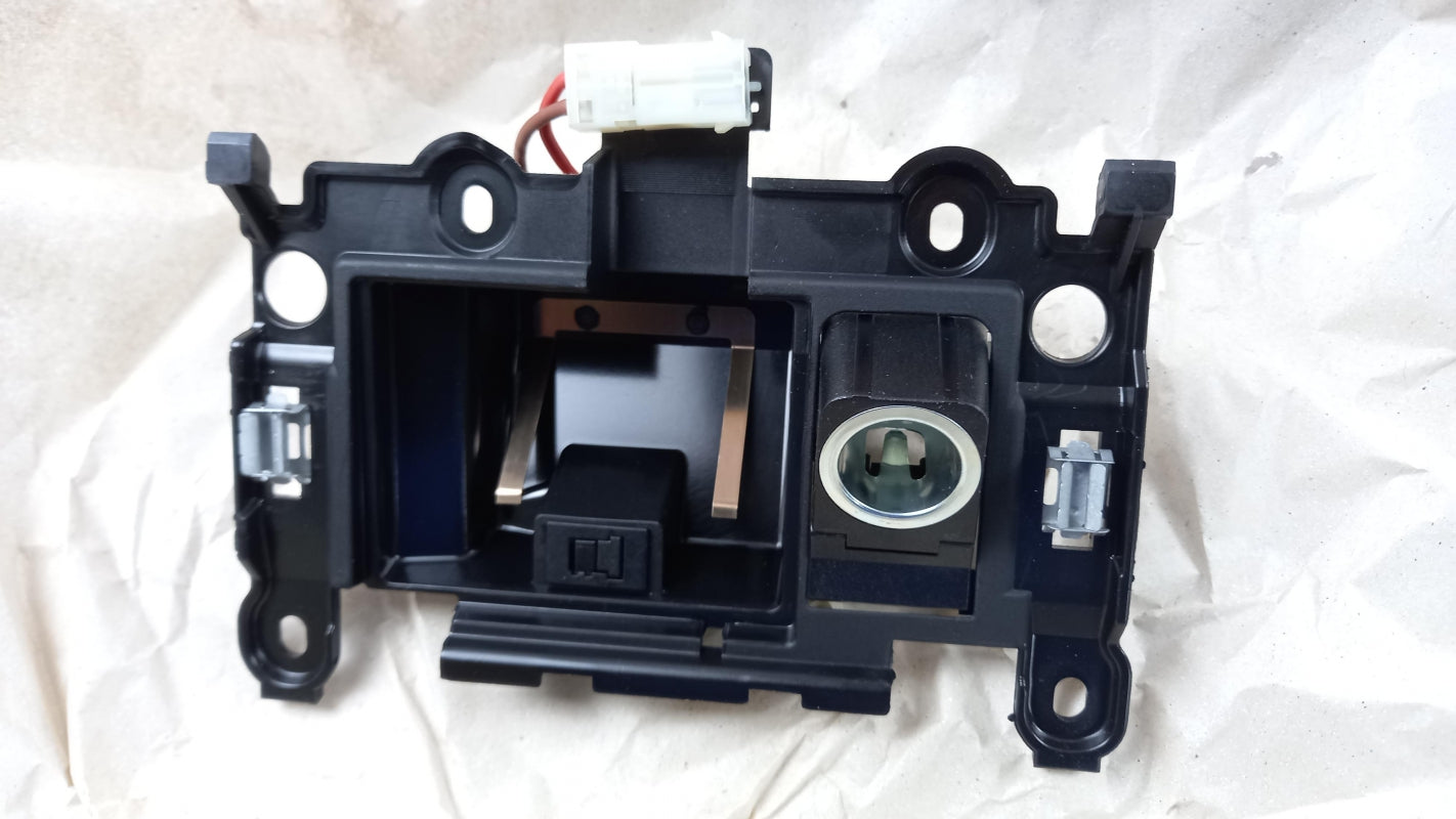 Original OE BMW 5 E60 LCI Aschenbecher 51167034087