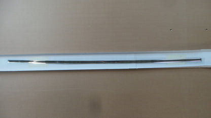 Original VW Up! Heckklappen Schutzleiste chrom-silber selbstklebende 1S0071360