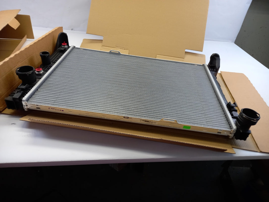 Original OE MERCEDES-BENZ Wasserkühler A2045000203