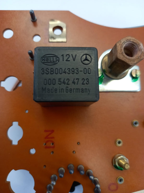 Original MERCEDES-BENZ W123 S123 C123 Multifunktionsanzeige A0035404647