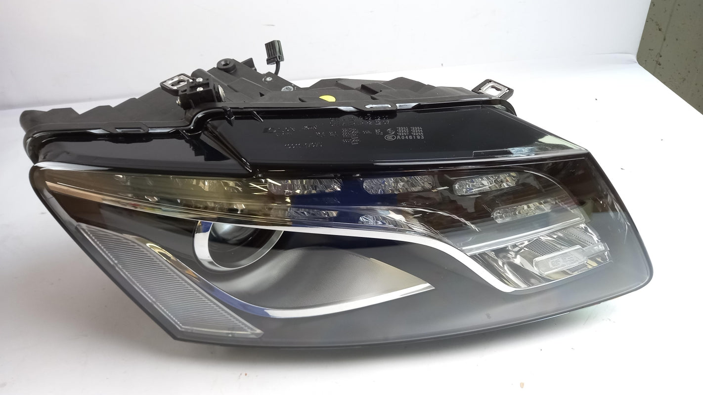 Original AUDI Q5 I (2009-2012) Frontscheinwerfer Scheinwerfer Rechts 8R0941030D