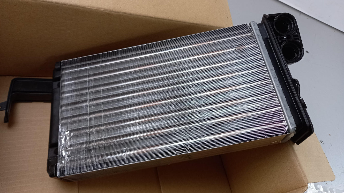 Original OE RENAULT Innenraumheizung Wärmetauscher 7701039481