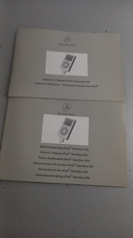 Original MERCEDES-BENZ iPod Interface Kit (Code 810) B67824503