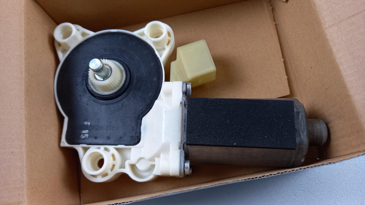 Original MERCEDES-BENZ R171 C216 R230 Fensterhebermotor links A1718201342