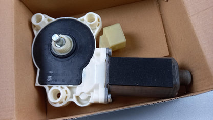 Original MERCEDES-BENZ R171 C216 R230 Fensterhebermotor links A1718201342