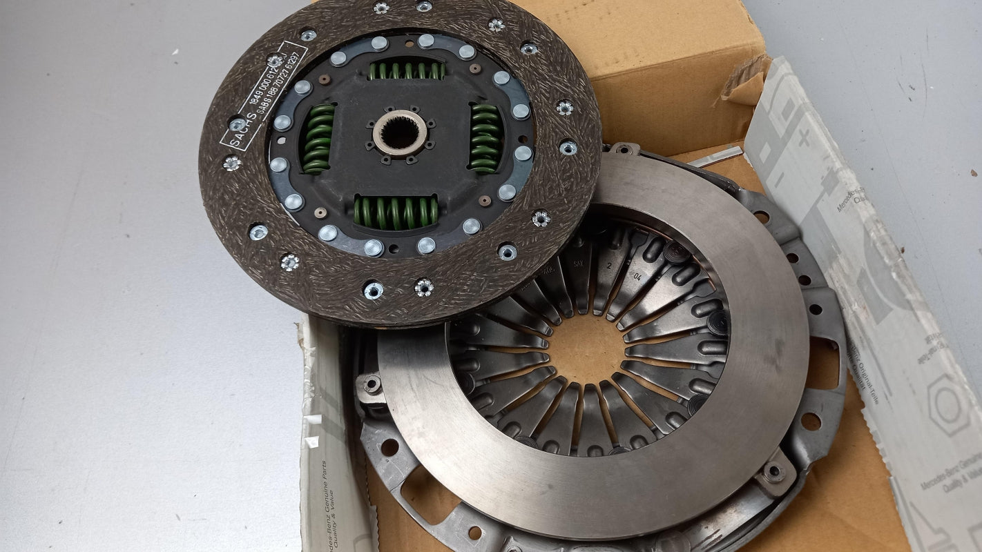 Original OE MERCEDES-BENZ Kupplungssatz A0192507501