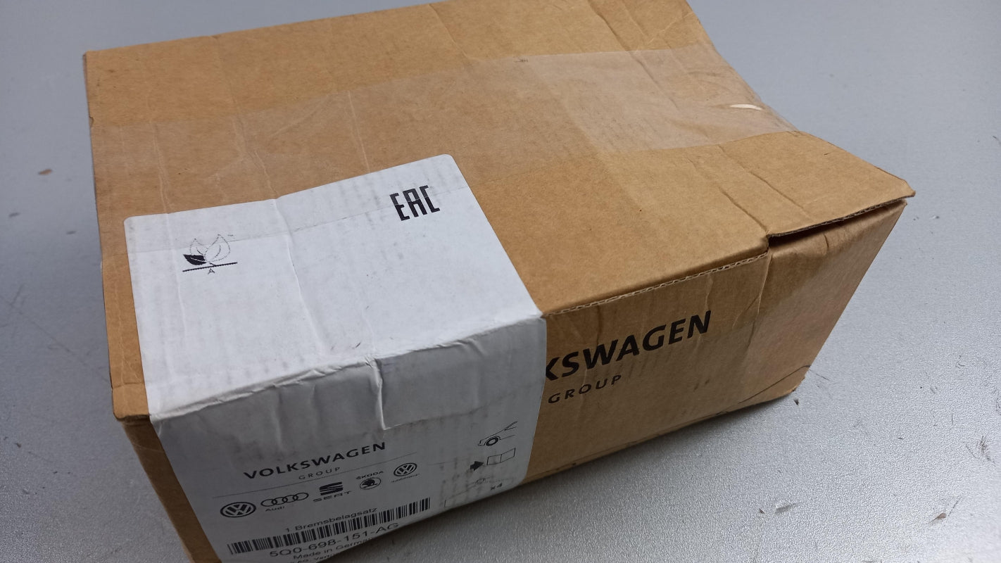 Original VOLKSWAGEN Golf VII (5G) Bremsbeläge Vorne 5Q0698151AG