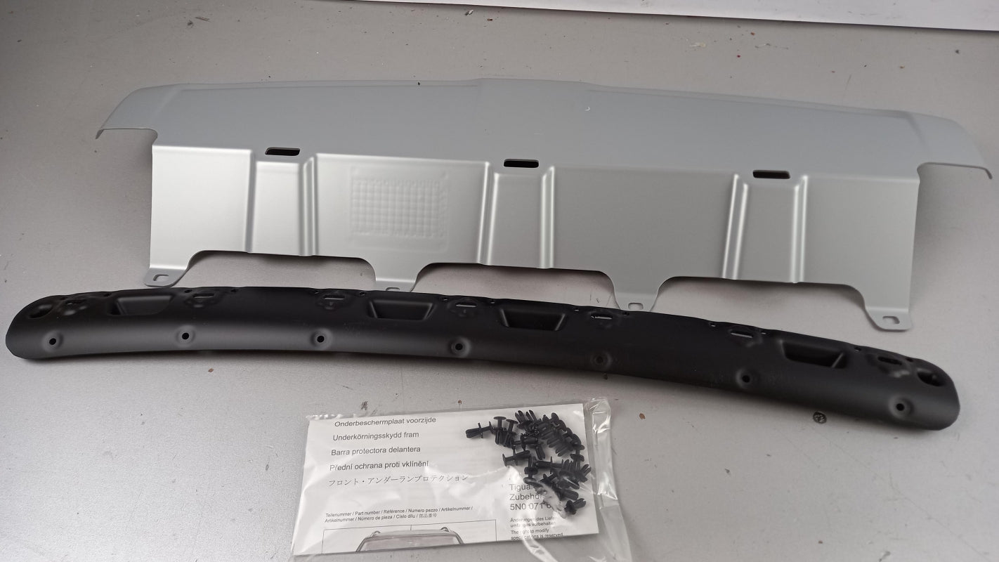 Original VW Tiguan (2008-2011) Stoßfängerabdeckung Vorne 5N00716086M7