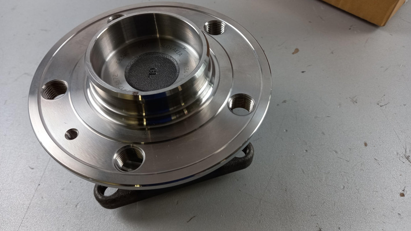 Original VOLVO S60 S80 V70 Radnabe hinten 9173872