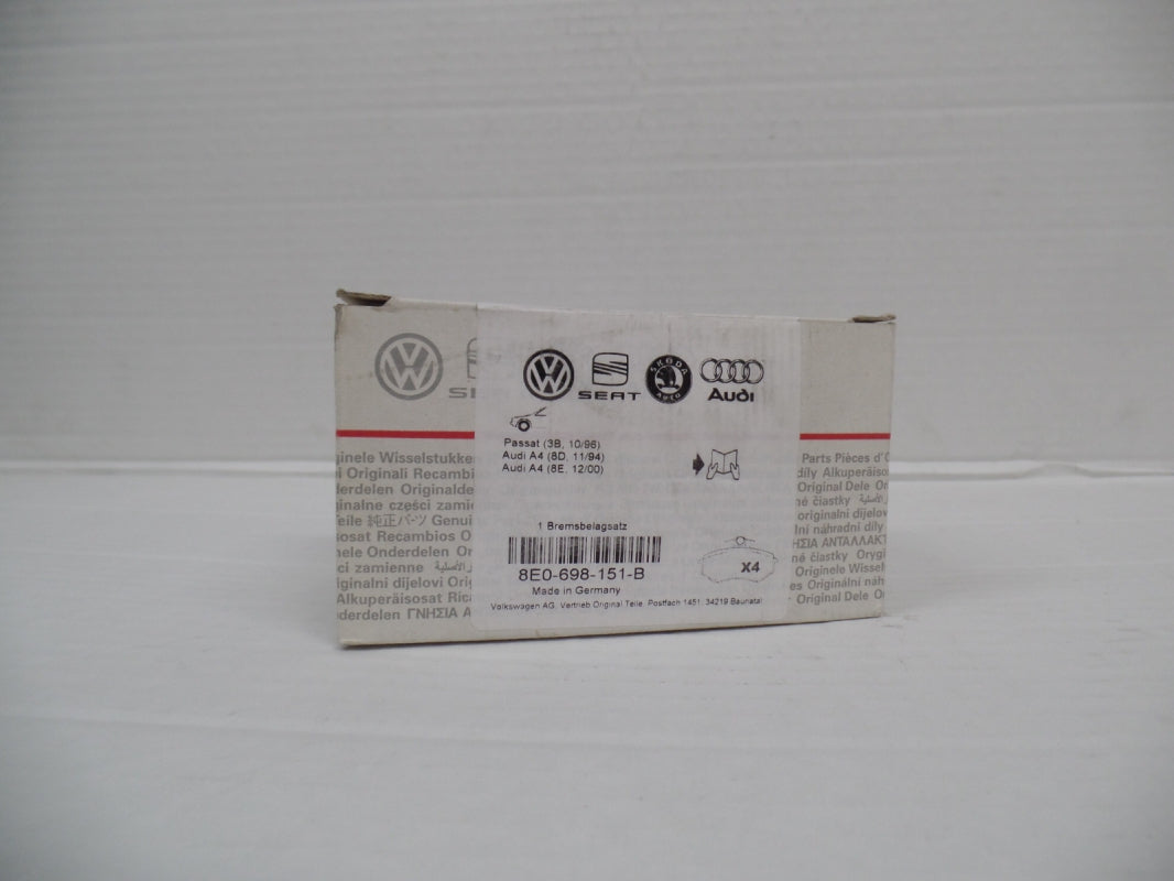 Original AUDI A4 '99-'05 Bremsbeläge Bremsklötze 280X22mm vorne 8E0698151B