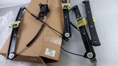 Original AUDI Q5 II (2018-) Fensterheber Satz ohne Motor Vorne 80A898461