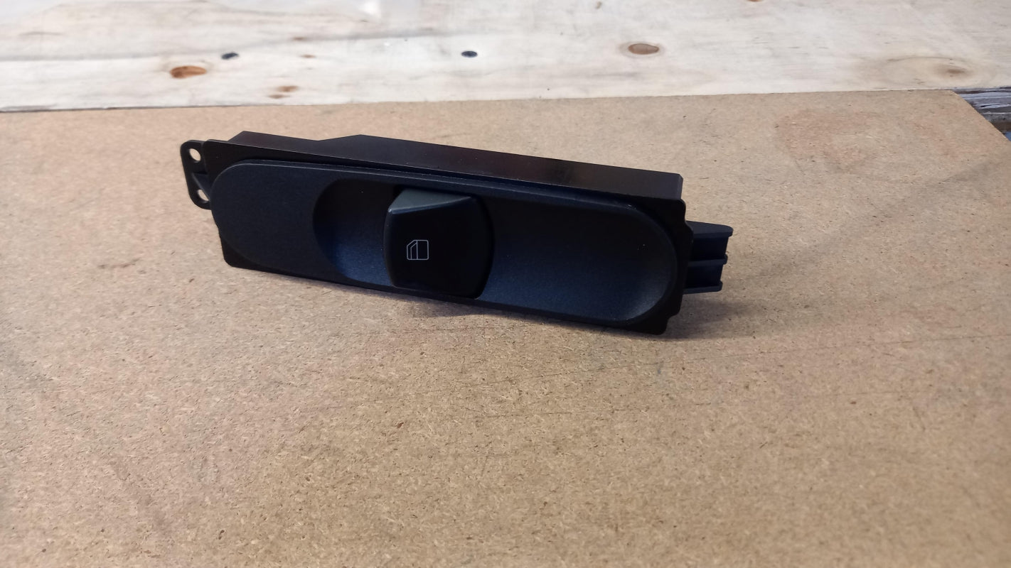 Original OE MERCEDES-BENZ Fensterheberschalter A639545141364