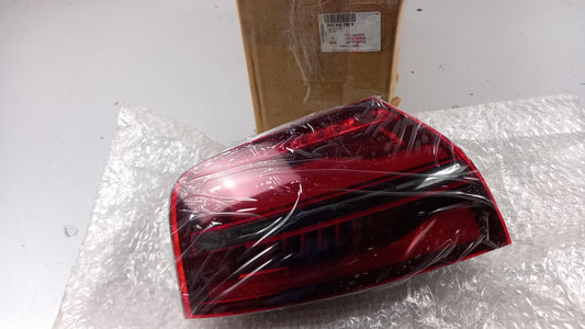Original AUDI A8 III (2014-2017) Rückleuchte Heckleuchte Außen Links 4H0945095N