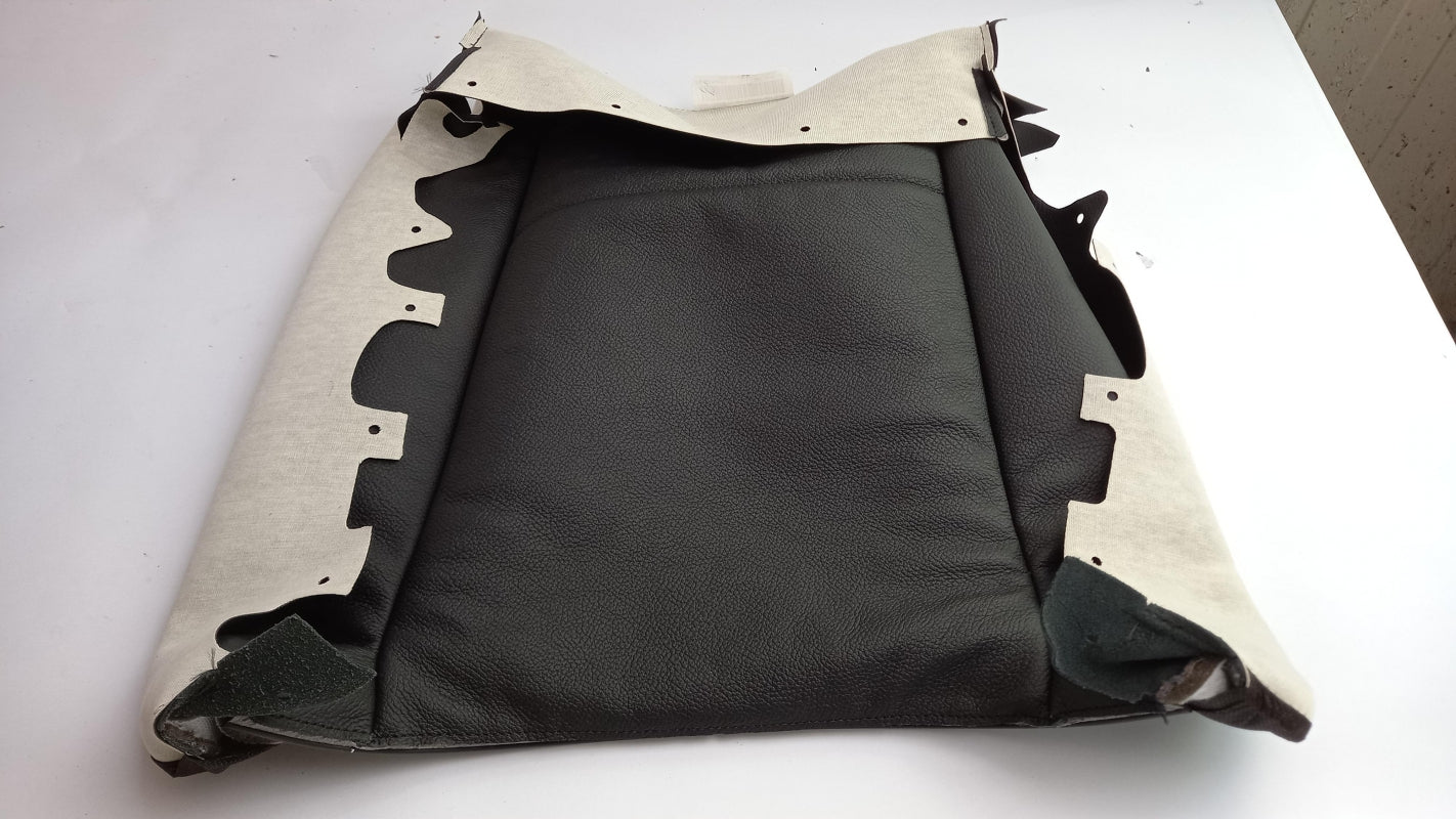 Original BMW X6 E71 E72 seat cover front left leather black 52109146207 