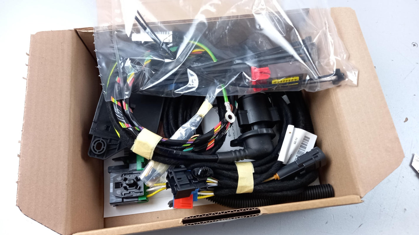 Original OE Peugeot Anhängerkupplung Elektrosatz 1680088480