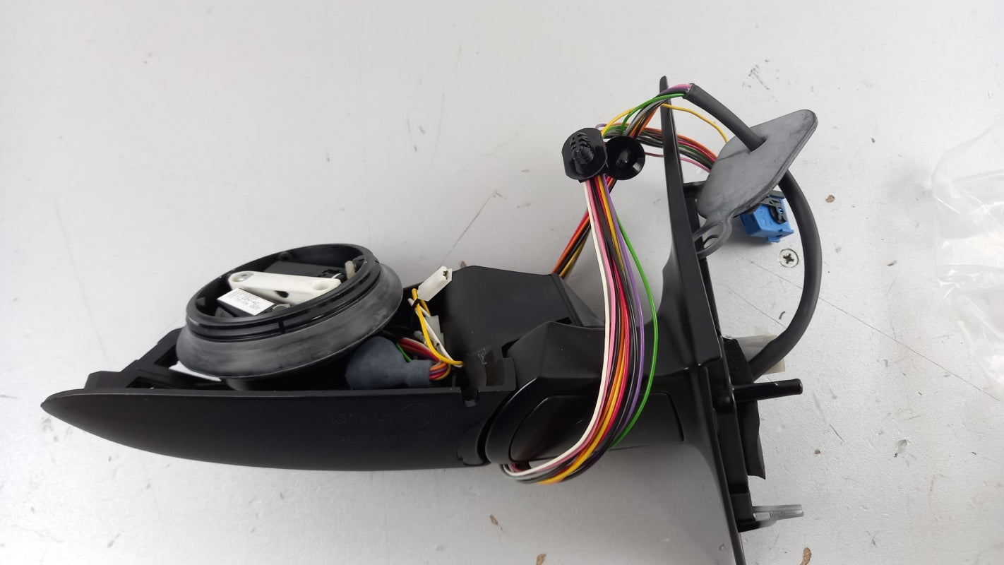 Original  Peugeot Außenspiegel Gehäuse 8149P1