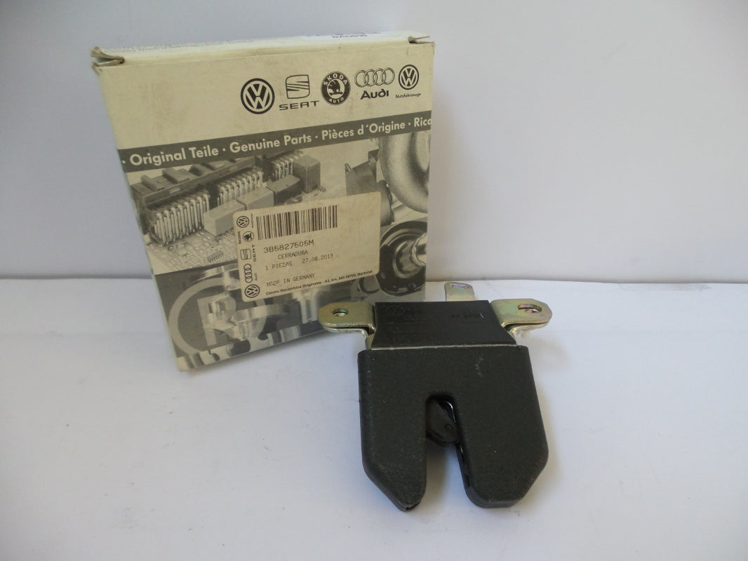 Original VW Passat B5 Heckklappenschloss 3B5827505M