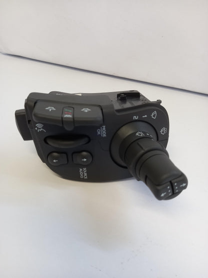 Original RENAULT Kangoo II 2008-2013 Wischerschalter 8201577528