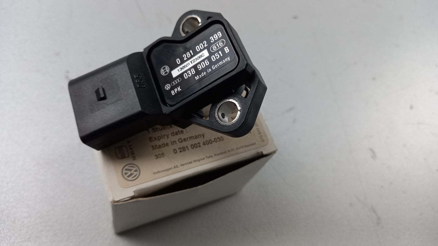 Original OE Volkswagen Ladedrucksensor 038906051B
