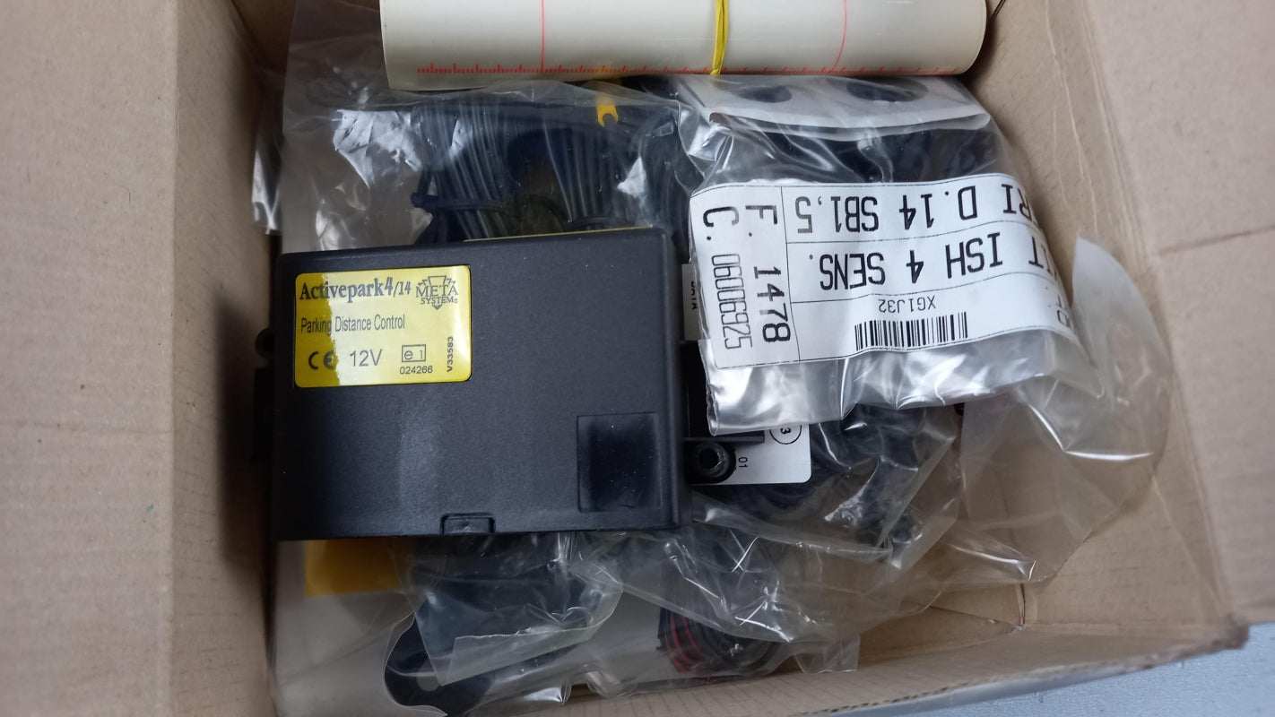 Original OE HYUNDAI/KIA Einparkhilfe E98001D000