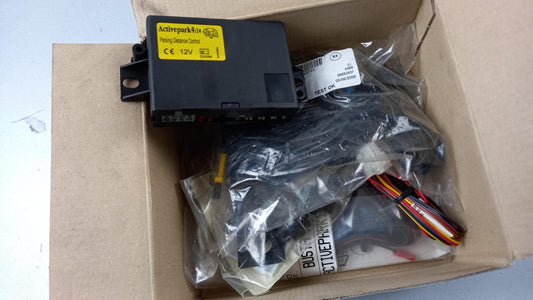 Original OE HYUNDAI/KIA Einparkhilfe E98001D000